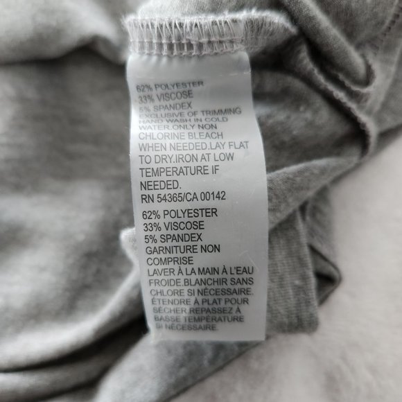 EUC 3x NjP grey tank top with chain detail - Picture 6 of 6